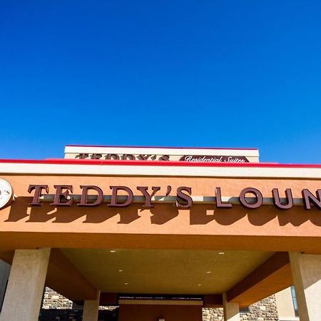 Teddy'S Residential Suites Watford City Eksteriør bilde
