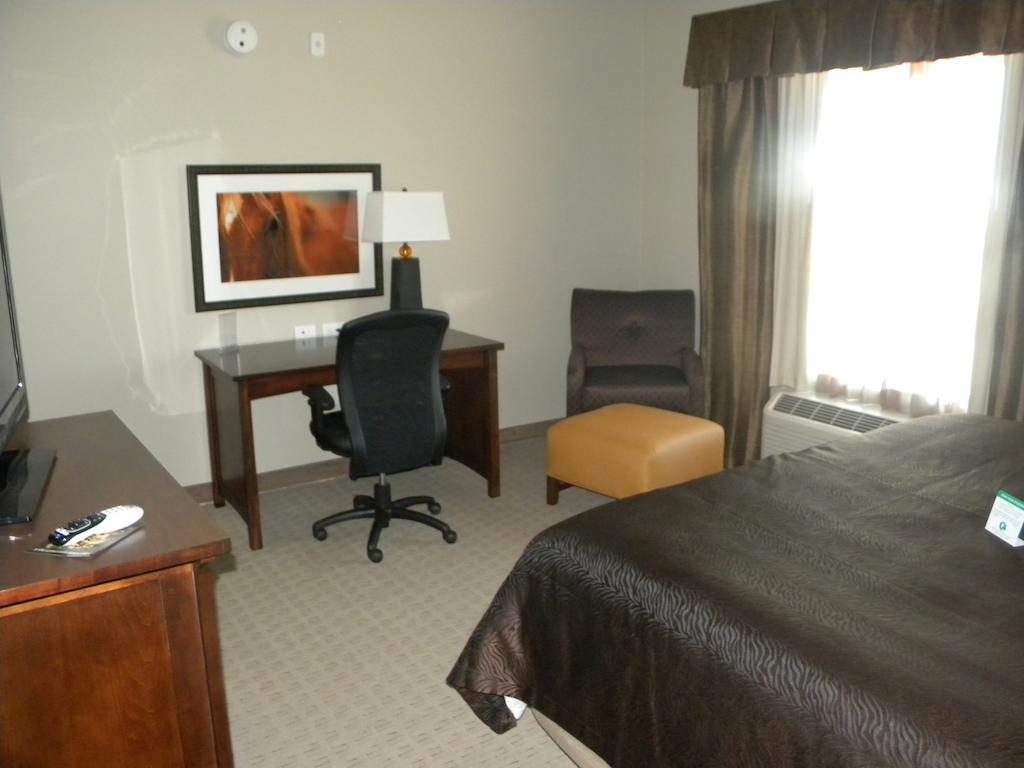 Teddy'S Residential Suites Watford City Eksteriør bilde