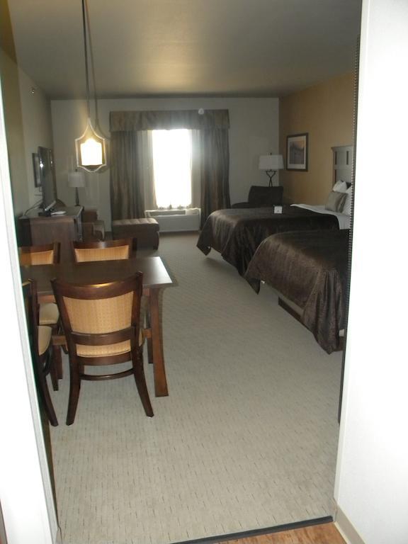Teddy'S Residential Suites Watford City Eksteriør bilde