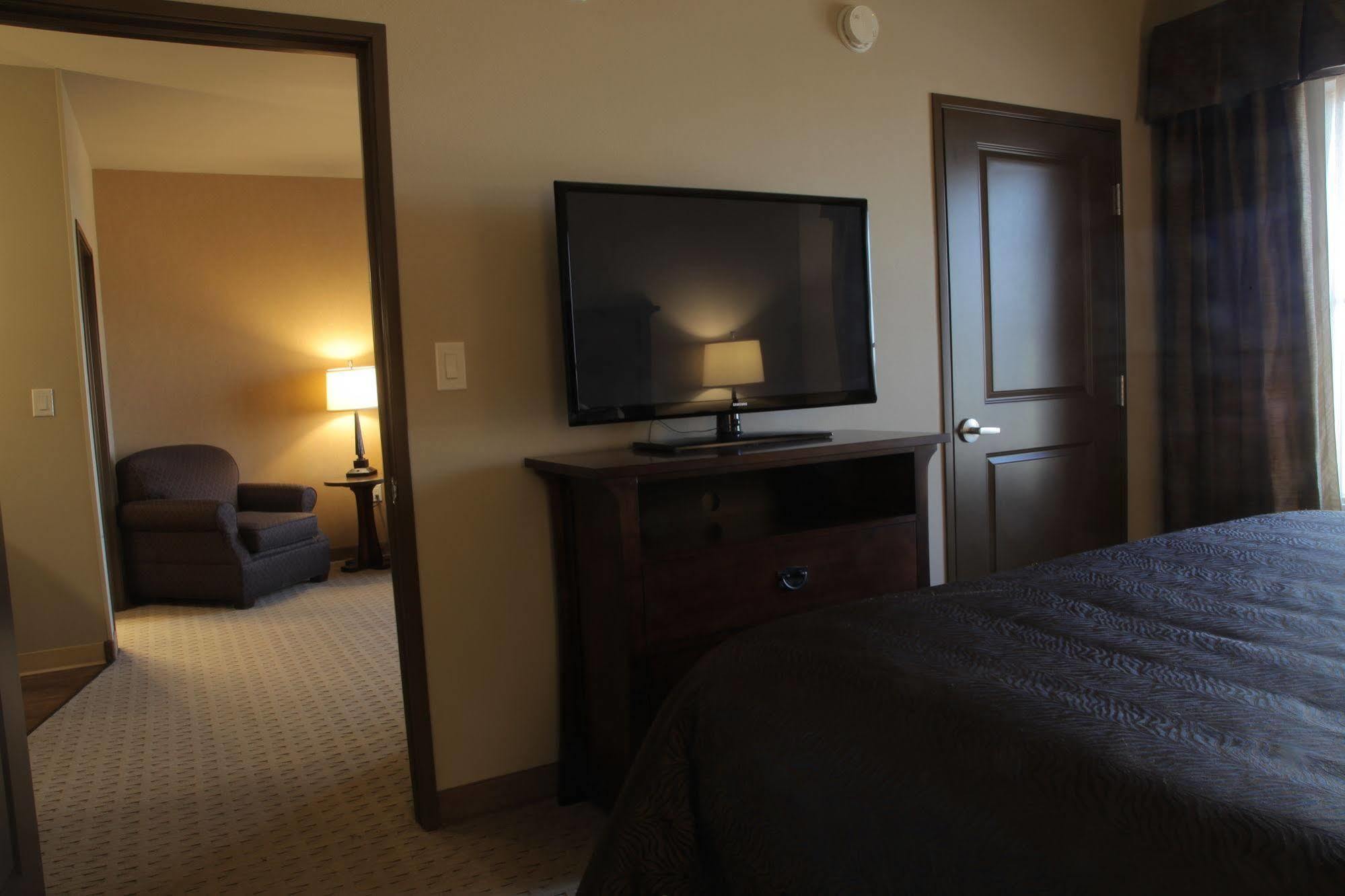 Teddy'S Residential Suites Watford City Eksteriør bilde
